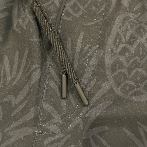 Chubbies Sport Shorts - Pineapple Print - Picture 6 of 6